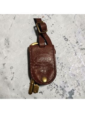 Fossil Brown Leather Hangtag Luggage Tag Key Holder with Brass Accents